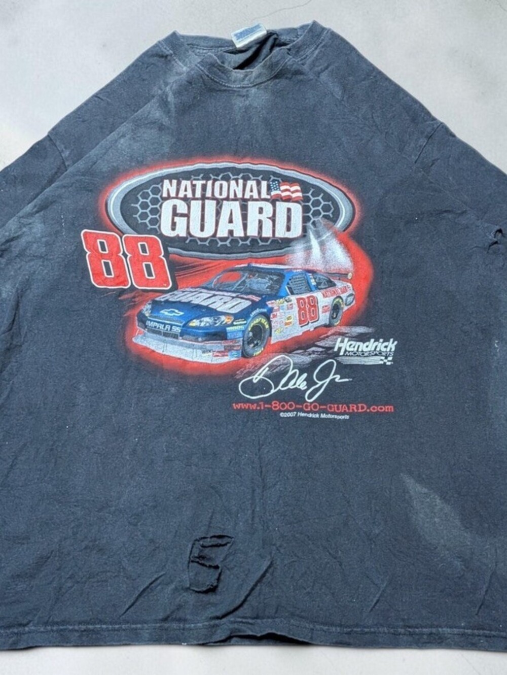 Vintage Dale Earnhardt Jr. Graphic Racing T-Shirt Distressed Race Tee Size XL